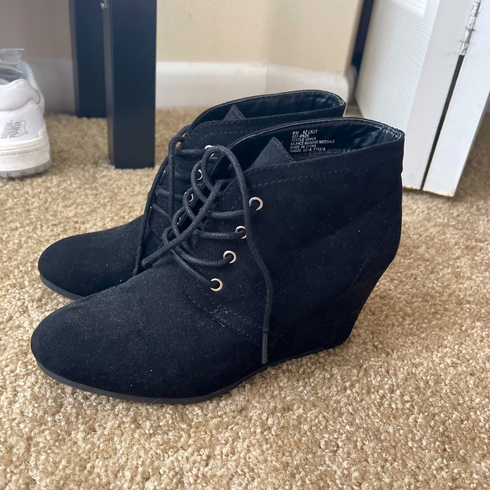 Heel bootie